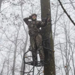 Rivers Edge Retreat™ 1-Man Ladder Tree Stand -hunting & fishing Official Site 0026741 7